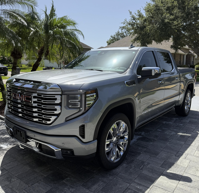 Silver GMC truck - Professional truck detailing